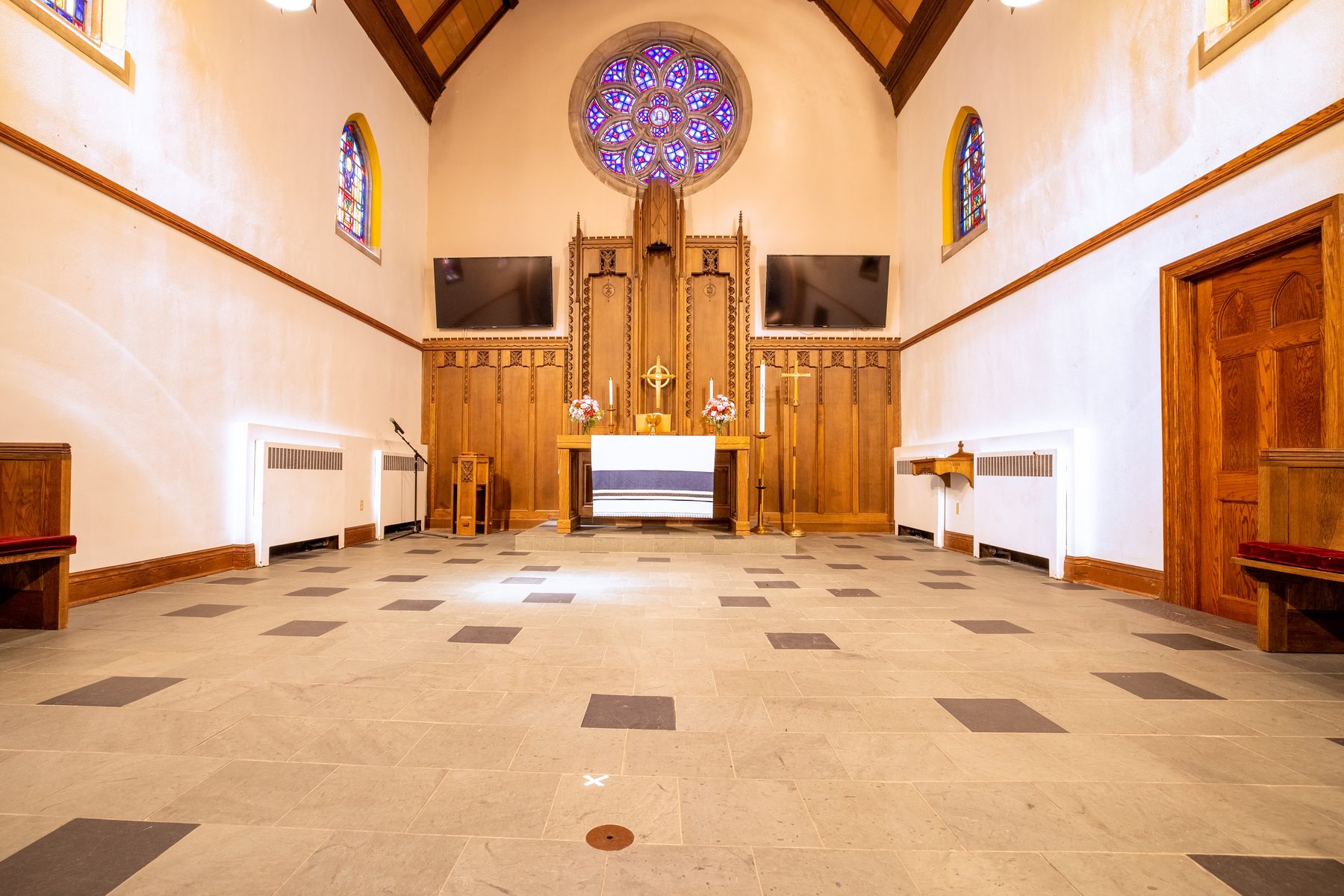 ULC sanctuary looking toward the rose window